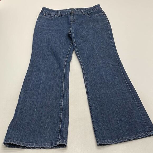 THE LIMITED 312 Women’s 10 Short Flare Blue Jeans - Picture 3 of 3